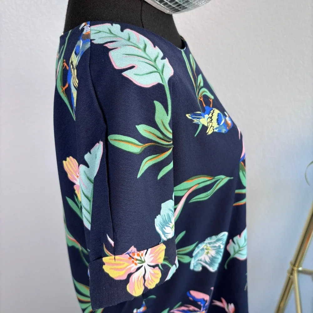MELLO DAY Tropical Floral Print Blouse, Size Medium, Navy Blue Short Sleeve‎ Top - Picture 13 of 16